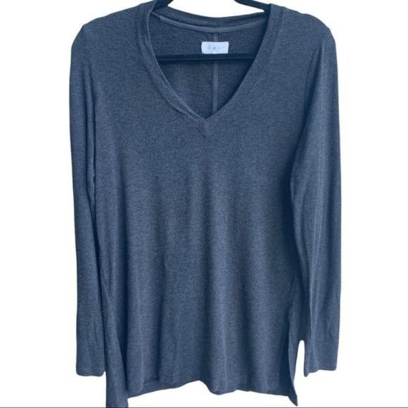 Lou & Grey Tops - Lou & Grey Lounge  V Neck Shirt Size Small